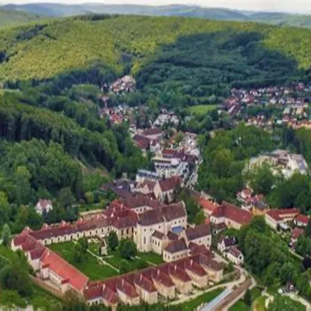 Wienerwaldblick * Mauerbach